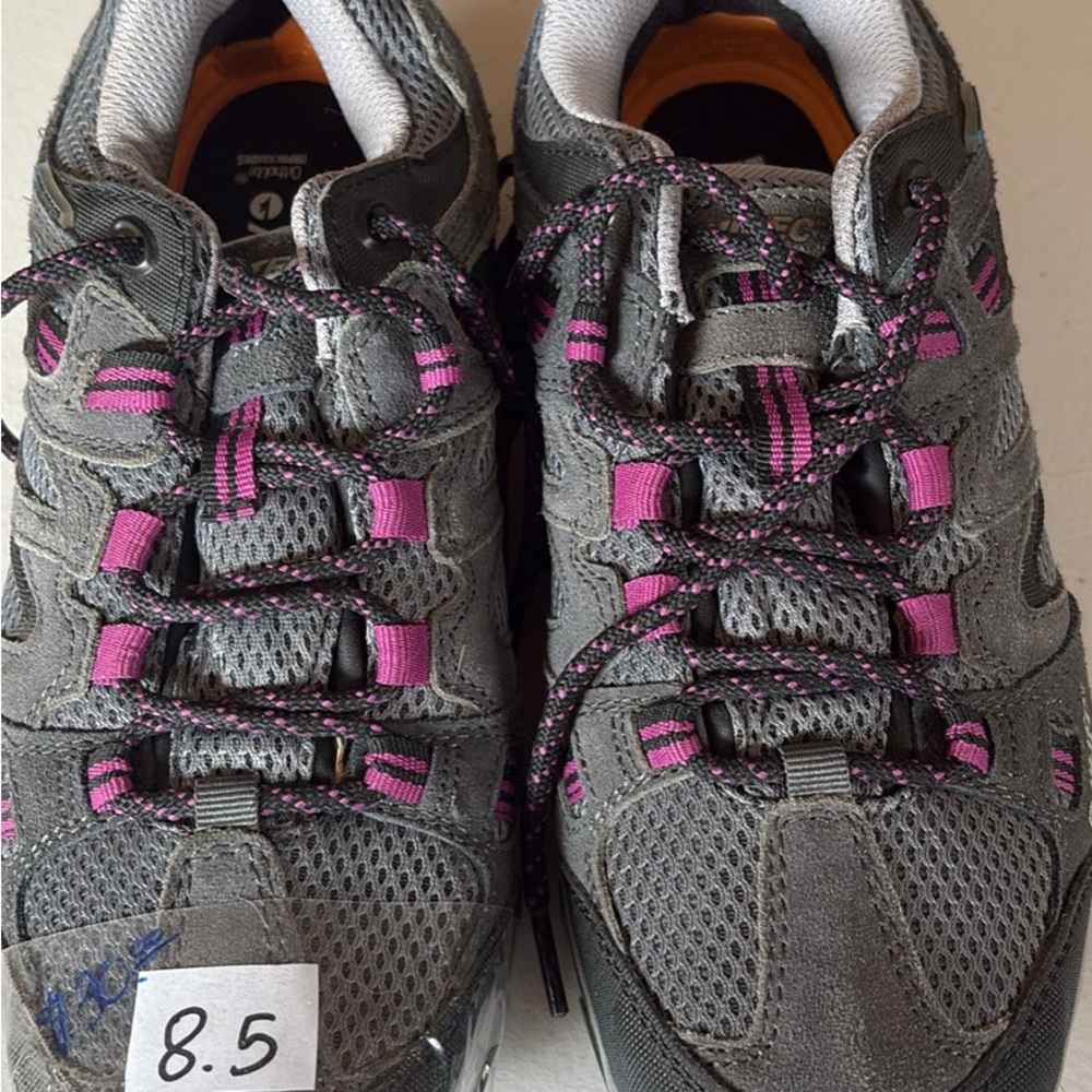 Hi-Tec Women's Gray and Pink Athletic Shoes